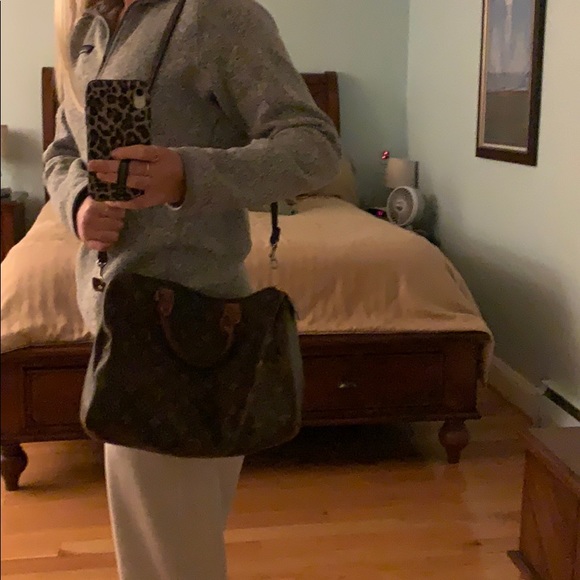 Authentic Louis Vuitton Purse - Picture 8 of 8